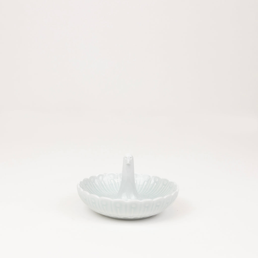 porcelain bird ring holder