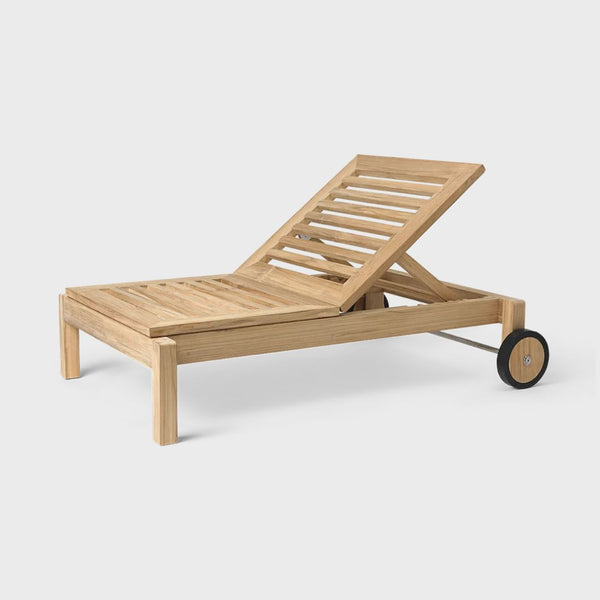 AH604 Outdoor Lounger, FSC™-certified teak, untreated, Designed by Alfred Homann for Carl Hansen & Søn