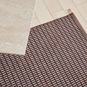 Post Icon Rug