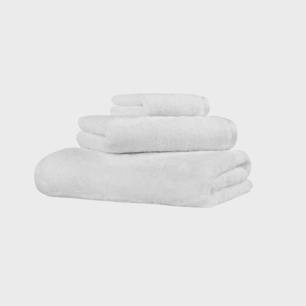 Hamam aire bath towel set in white