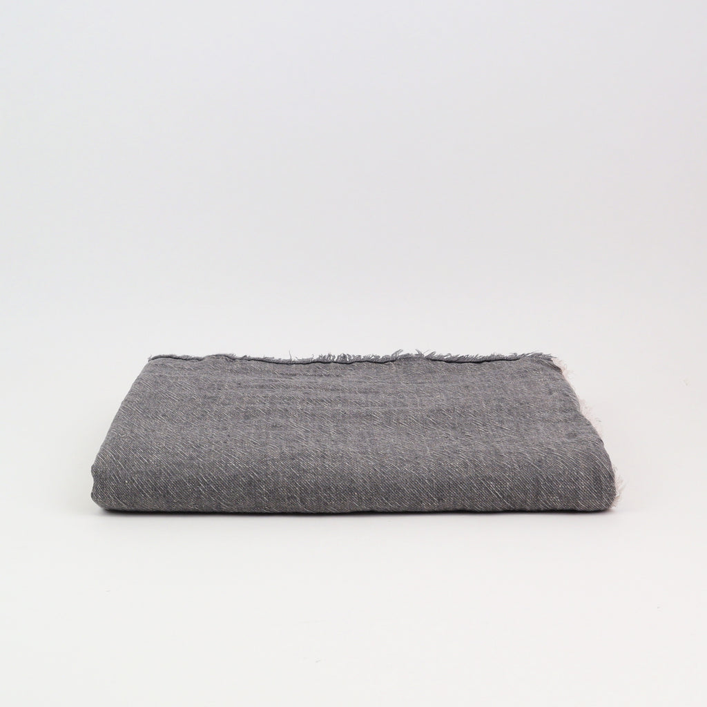maison de vacances vice versa fringed throw made in france ardois