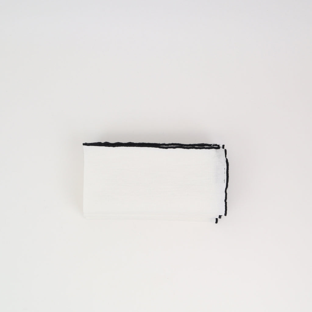 maison de vacances napkin bourdon made in france noir blanc